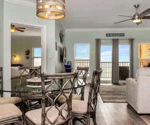 Photo 2 - Paradise Shores 305