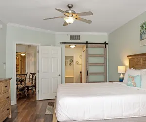 Photo 3 - Paradise Shores 305