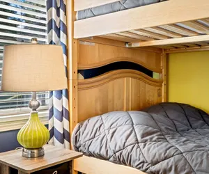 Photo 3 - Captains Cottage Sleeps 6!