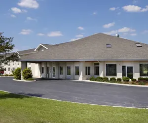 Photo 2 - LakeWood Inn & Suites