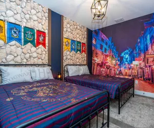 Photo 2 - Chic Cozy Home With Themed Bedrooms