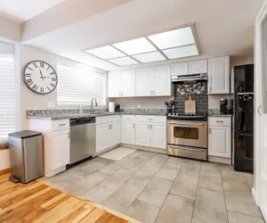 Photo 5 - Vibrant Boho Family Home 3 Bed Pet Friendly UNR