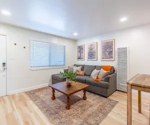 Photo 4 - Luxe Loft - UNR Pet Friendly
