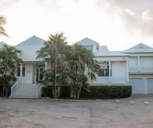 Photo 2 - Turtle Nest Estate in Islamorada