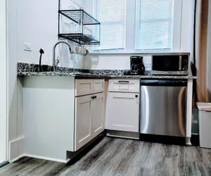 Photo 3 - Walk to Duke Campus 1 Bedroom in Trinity Park