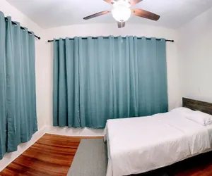 Photo 5 - Walk to Duke Campus 3 Bedroom in Trinity Park