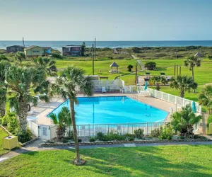 Photo 3 - 2 Condos in Beachfront Complex Pool, Pickleball+tennis Court, Beach Boardwalk