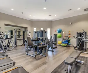 Photo 4 - 5014 Tideview Circle #9