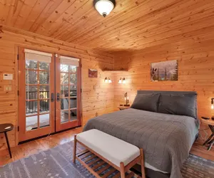 Photo 3 - High-top Lakeview Chateau #2520
