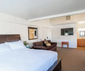 Photo 3 - Road Creek Inn