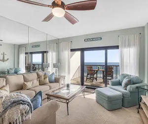 Photo 2 - Palms 915- Premier Beachfront Condo