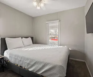 Photo 3 - The Cozy Bellows Retreat for 4