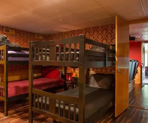 Photo 5 - Six-Bedroom Family Retreat