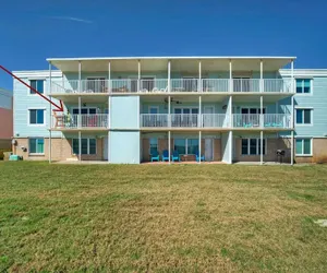 Photo 4 - Sleeps 18, 2 Condos Beach Access, Pool, Views, Tennis + Pickleball Courts