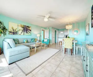 Photo 4 - Sleeps 18, 2 Condos Beach Access, Pool, Views, Tennis + Pickleball Courts