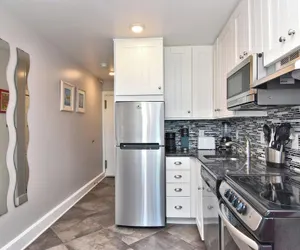 Photo 5 - Edgewater House 213