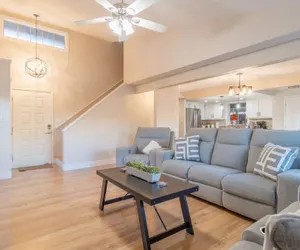 Photo 3 - Modern 3-bedroom Escape in Northwest Reno