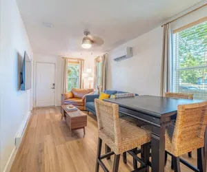 Photo 5 - Charming Family 2BR Midtown Reno - Pets Welcome
