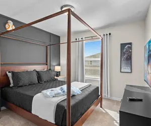 Photo 4 - Beautiful 5BR Home Private Pool and Themed Rooms