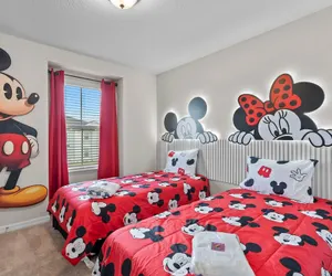Photo 3 - Beautiful 5BR Home Private Pool and Themed Rooms