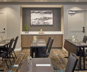 Photo 3 - Residence Inn By Marriott Madison