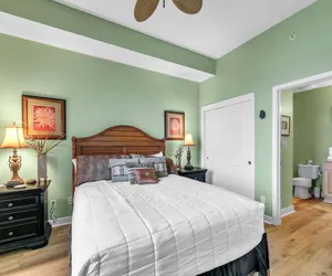 Photo 2 - Grandview East 1604