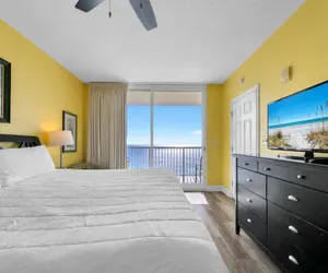 Photo 5 - Majestic Beach Towers 2-1801