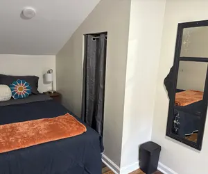 Photo 4 - Pet & Family Friendly-2BD-1BA-Sleeps 6-8-Pond-Deck