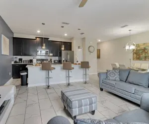 Photo 3 - Your 4bdr Vacation Home - 4838