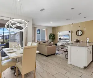 Photo 3 - Amazing 4bdr w Pool Near Disney - 4914