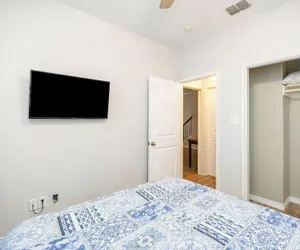 Photo 4 - Coastal Townhouse TX Retreat!