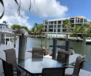 Photo 5 - Singer House on the Water
