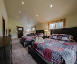 Photo 3 - Flathead River Retreat For 15!