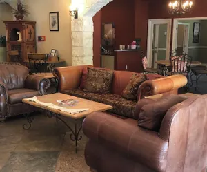 Photo 2 - Landing Apartments Houston Southbelt