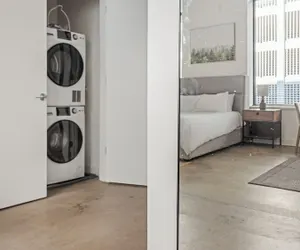 Photo 4 - Ballpark Apartments by Barsala