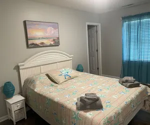 Photo 3 - Oak Island 4BR Retreat