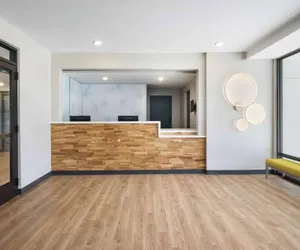Photo 2 - Echo Suites Extended Stay Reno