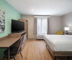 Photo 4 - Echo Suites Extended Stay Reno