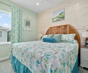 Photo 3 - St. Jo's Bungalow