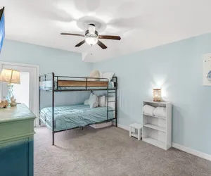 Photo 4 - Sunrise Paradise - Pet Friendly! Community Pool!