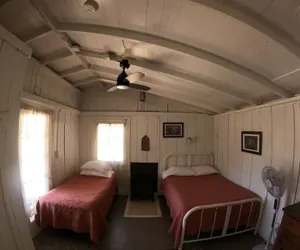 Photo 5 - Van Zandt's Redwood View Resort