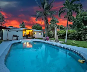 Photo 2 - Entire House - Paradise in Dania Beach