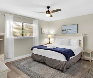 Photo 4 - Pool, Tennis, Beach Access & Pet-friendly fun + Free Attraction Tickets!