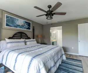 Photo 3 - 2BR Condo in Edgewater Resort With Golf, Tennis, Pools & Free Tram Service!