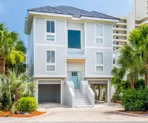 Photo 2 - Luxurious Gulf-side Living in Santa Rosa Beach!