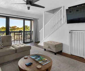 Photo 2 - Palm Sounds: Gulf Views & Easy Beach Access!