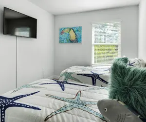 Photo 3 - Modern 3-bedroom Townhouse Minutes From the Beach!