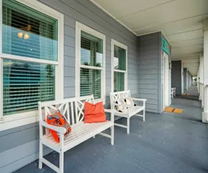 Photo 2 - Sleeps 16 w/ Pool + Minutes to Beach Costa Bahia - 2 Condos