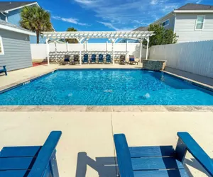 Photo 3 - Sleeps 16 w/ Pool + Minutes to Beach Costa Bahia - 2 Condos