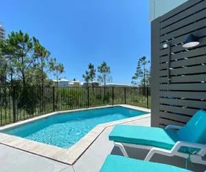 Photo 4 - Azure Horizon Beachfront Charm in Gulf Shores